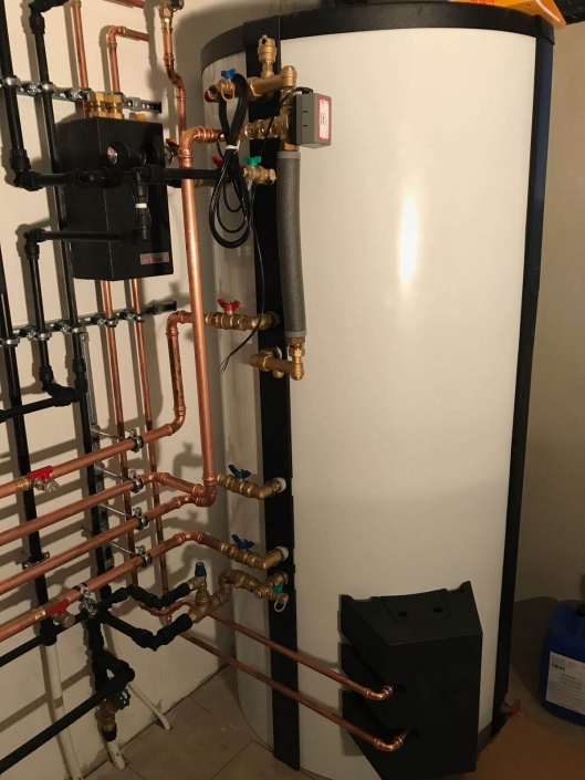 Einfamilienhaus_Gasheizung_mit_Solaranlage_2